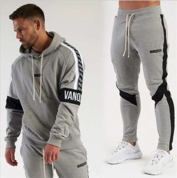 

new spring 2020 and men's winter jacket hooded sweater leisure sports running fitness long sleeve suit for men, Gray