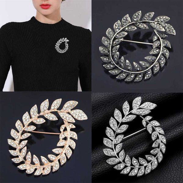 

2021 fashion snowflake olive leaf brooch for women girls creative full diamond buttons pins bride wedding rhinestone jewelry kimter-k131fa