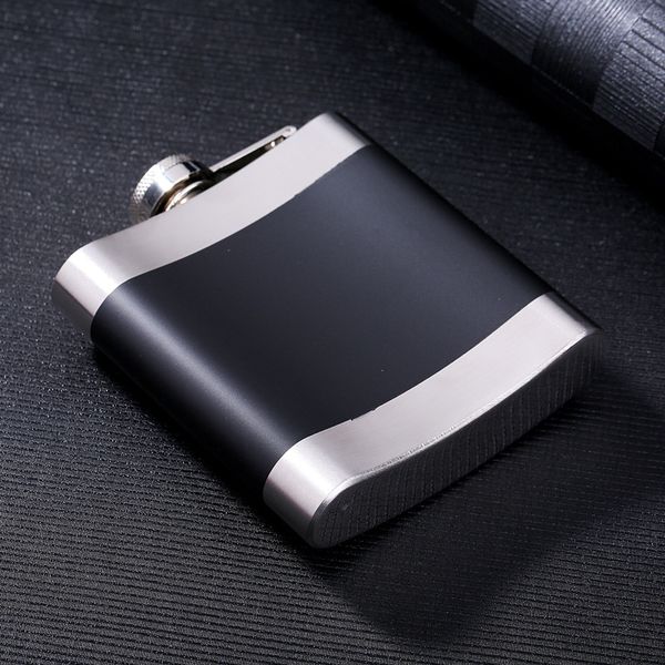 

flagon stainless steel metal man wine pot personalized wedding favors portable hip flask wedding gift give buddies brother 15dy p1