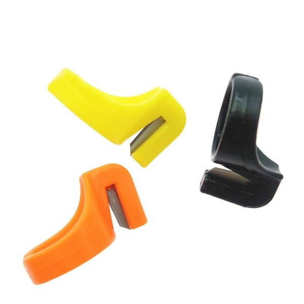 

3шт многофункциональный швейное кольцо нить наперсток пластиковый дом handcraft diy прядильный кольцо секунд инструмент случайный цвет h jll