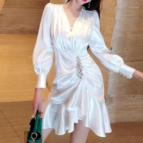 

early autumn 2020 french vintage v-neck slim waist white irregular falbala dress 92821, Black;gray