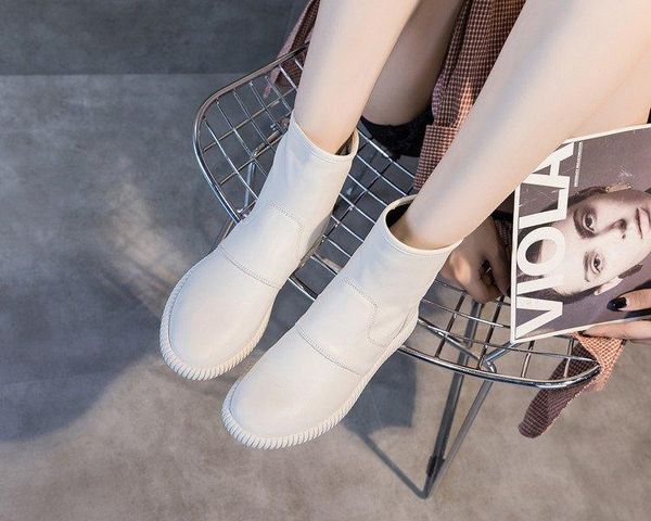

boots women 2021 leather ankle flat shoes autumn winter snow platform zipper punk ladies, Black