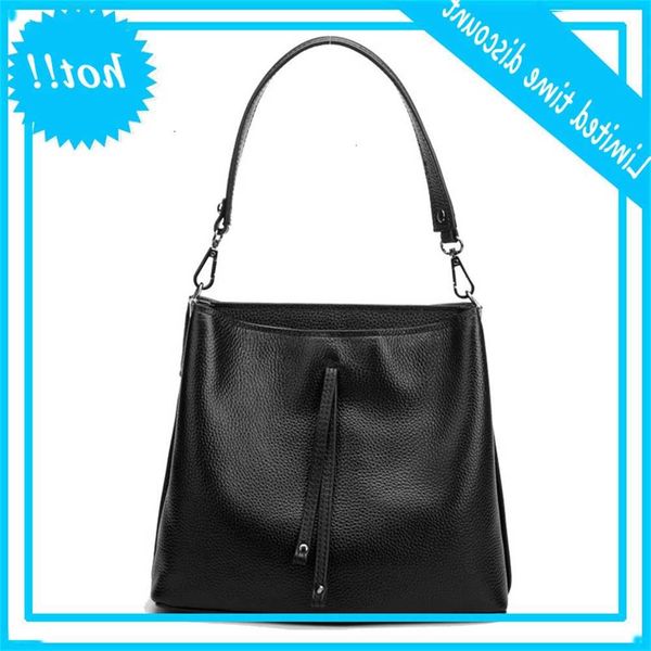 

2020 new single shoulder handbag head leather fashion women's bag