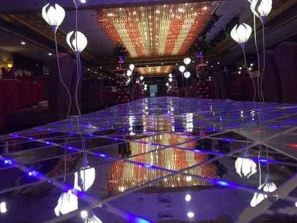 60 * 60 см Shine LED Flash Mirror Carpet проход бегун Бар клуб свадьба т станция стадии украшения реквизит новое прибытие бесплатная доставка