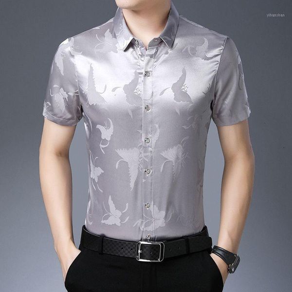 

middle -aged men short sleeves leisure thin kind of pure color half sleeve new loose kind men's shirt in summer1, White;black