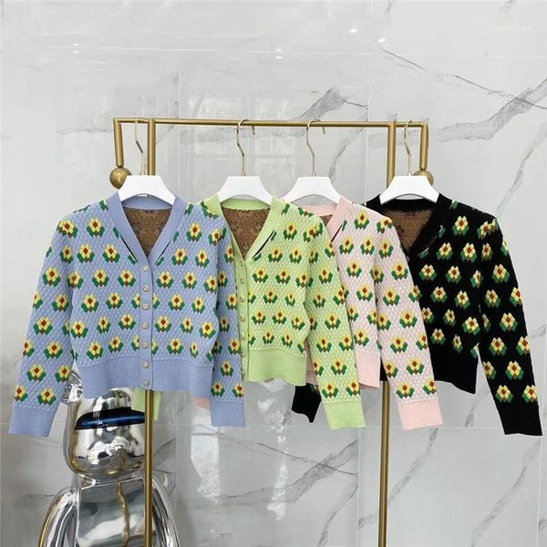 

2020 autumn and winter new v-neck short knitted cardigan sunflower sweater1, White