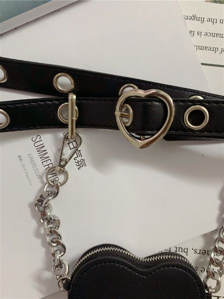 

new mini love belt female punk style concave shape small waist bag all-match removable belt decorative luxurys designers bags
