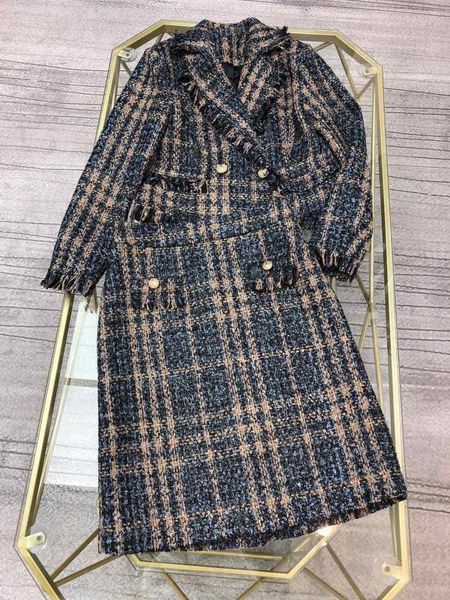 

2021 new style short suit jacket with lapel + a-line half skirt tweed suit 2 piece suit ing, White