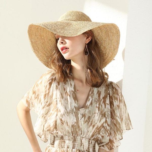

Ladies' Pure hand woven Lafite straw hat Folded sun cap seaside holiday beach hat Breathable sunscreen cap summer 2021, Blue;gray
