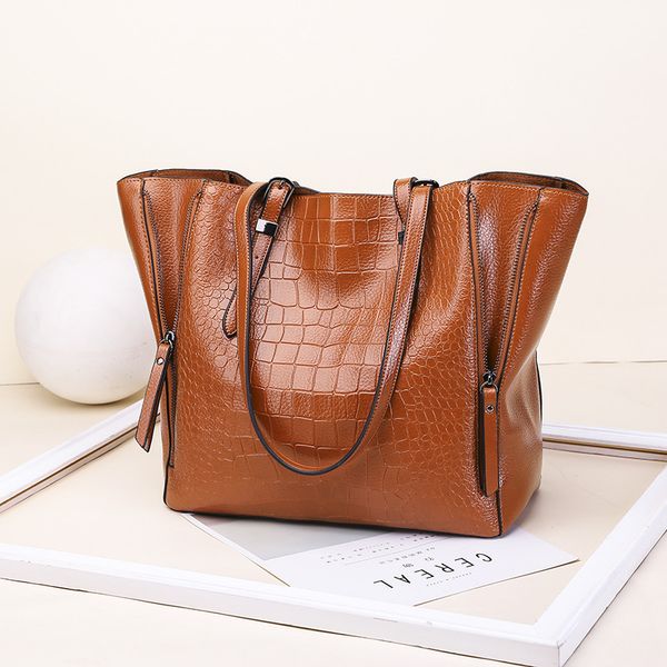 

manna genuine leather handbags for women 2019 ladies'female shoulder courier ladies crocodile bag women's purse n422