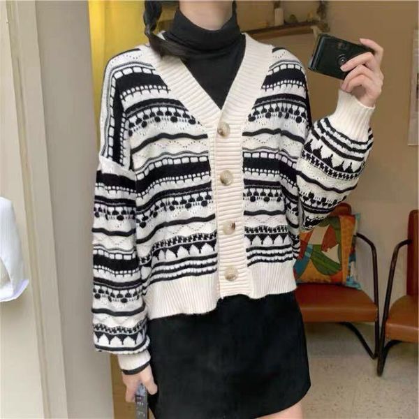 

women knitted cardigan 2021 autumn solid female cardigan sweaters v-neck batwing sleeve button sweater casual loose, White