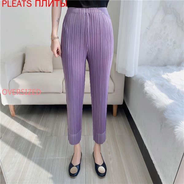 

2021 spring and summer new miyake pleated cropped trousers split cuffed cuffs slimming feet tapered pants, Black;white