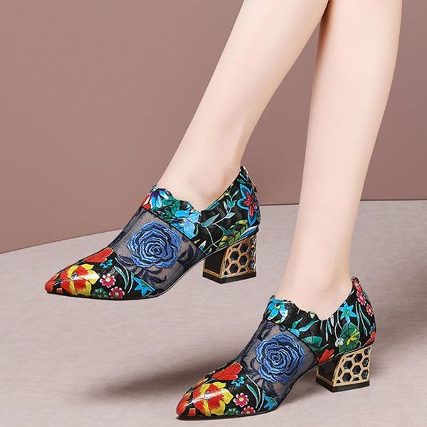 

2021 woman high heels sandals spring sunmmer mesh pumps women's shoes point toe embroidery flower thick heel female fashion, Black