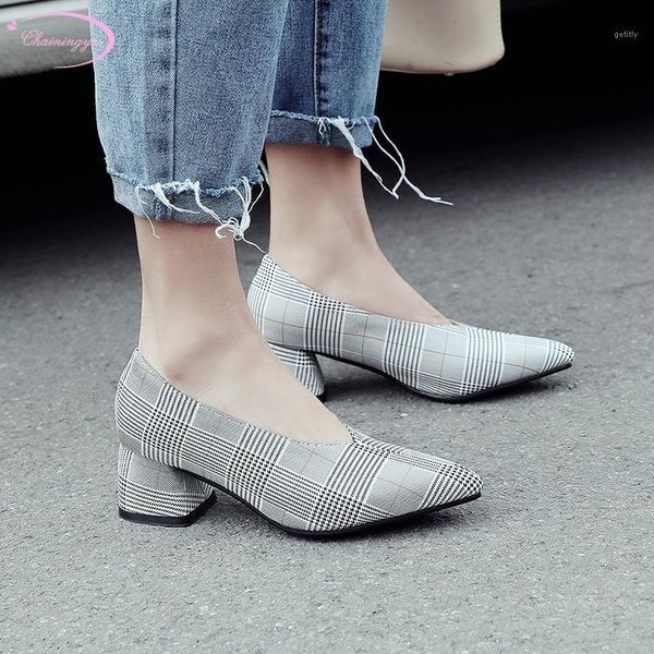 

japanese college style pointed toe pumps fashion color matching stripe yellow red thick medium heel women's shoes big size1, Black