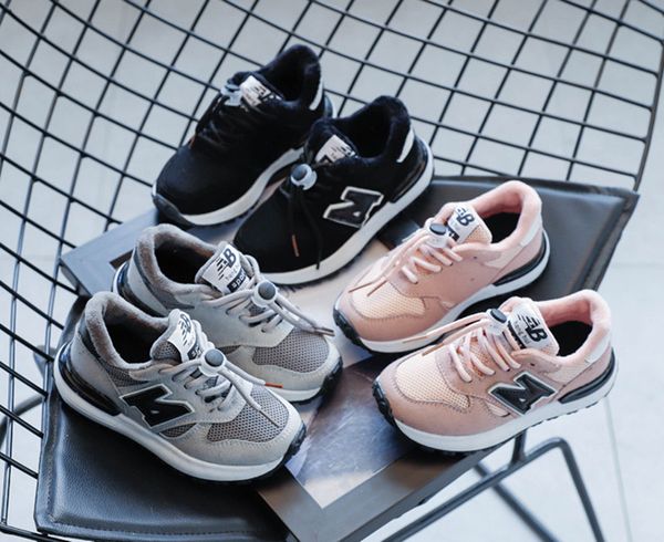 

fashion new casual shoes for boys and girls, comfortable lace-up sneakers, Black