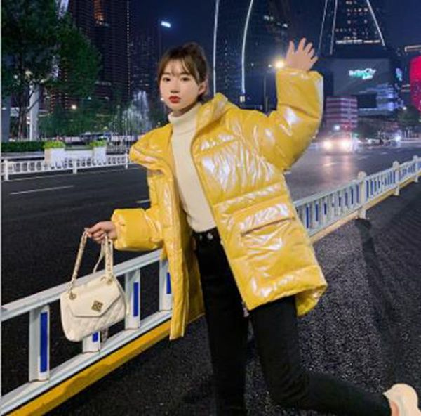 

wholesale women's new winter clothes colorful bright surface loose bread jacket short cotton jacket, Black