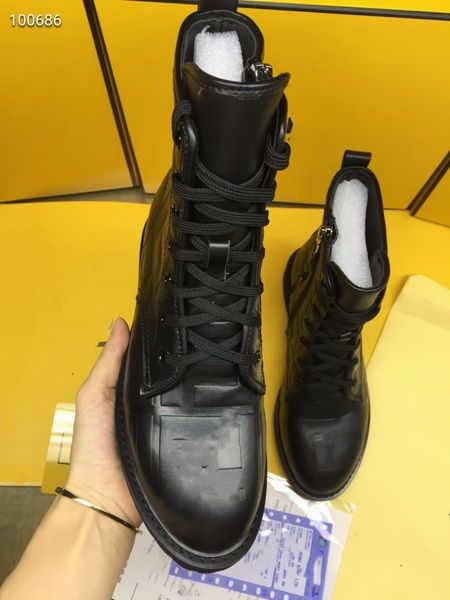 

winter 2020 new women's embossed lacing middle boot flat heel middle boot good leather luster round head, Black