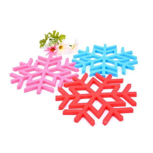 

kitchen accessories place pad silicone heat insulation table mat originality snowflake placemat with popular 3 98mc j1