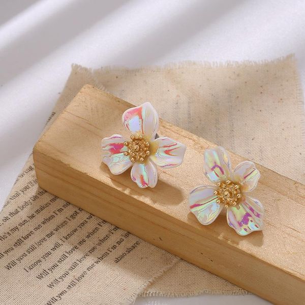 

stud temperament laser color flower earrings for women bohemian holiday party clip on earring jewelry statement pendientes, Golden;silver