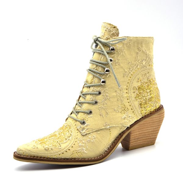 

2021 now spring woman size 22-26.5cm length ladies shoes embroider platform gothic boots 7s8e, Black
