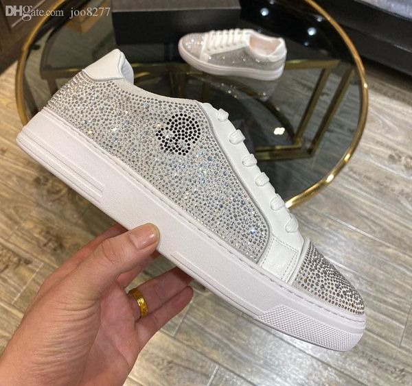 

luxury sports designer sneakers bottom is red low cut suede spike shoes for men luxury shoes party wedding crystal leather sneakers 8272 a1