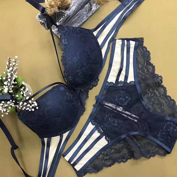 

new women's underwear set european and american fashion and thin bra lace embroidered style c1212, Black;white