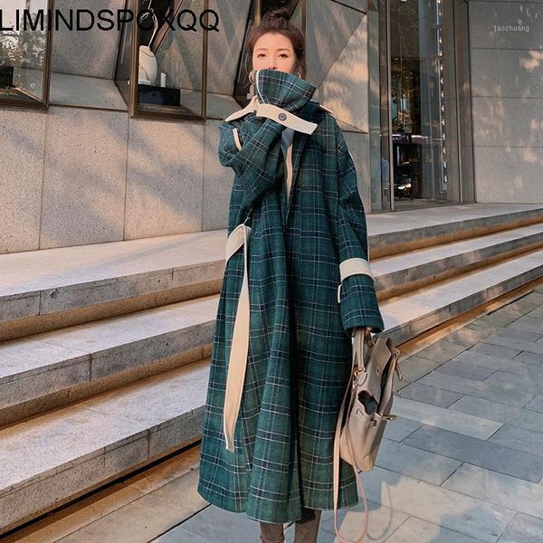 

coat female winter long woolen overcoat 2021 new retro green plaid color matching lapel single-breasted thicken jacket1, Black
