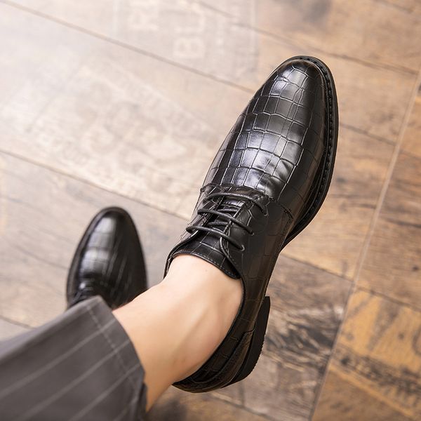

2020 new cross-border supply plus size mens shoes spring and autumn new business formal wear pointed leather shoes mens british trend crocod, Black