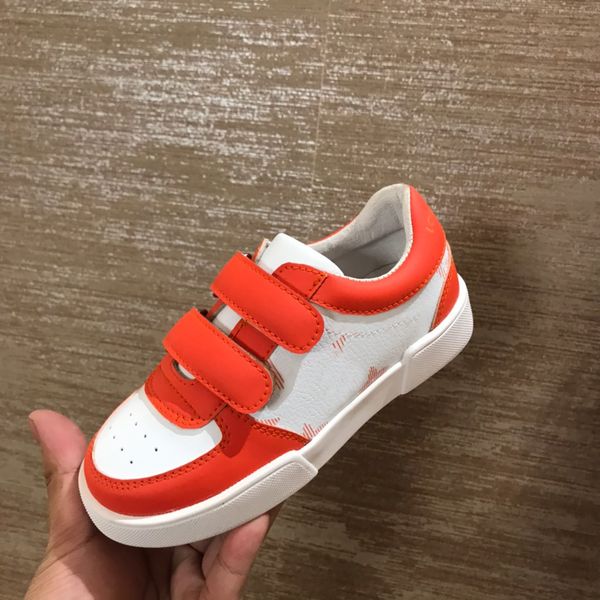 

designers fashion classic shoes children boy girl kid youth skateboarding sports shoes skate sneaker size eur26-35, Black;red
