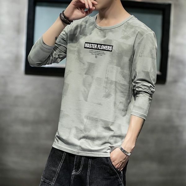

long sleeve t-shirt in spring autumn, korean fashion base coat, handsome and versatile, casual paint new men's coat, White;black