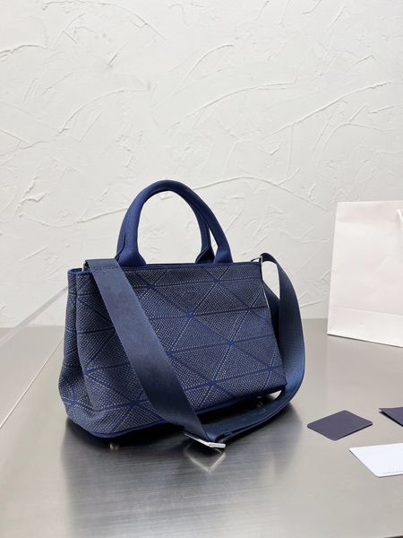 

designer shoulder bag women's canvas bag size 28cm