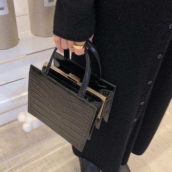 

new autumn and winter new crocodile pattern clip bag wild models ins retro temperament handbag shoulder slung handbag