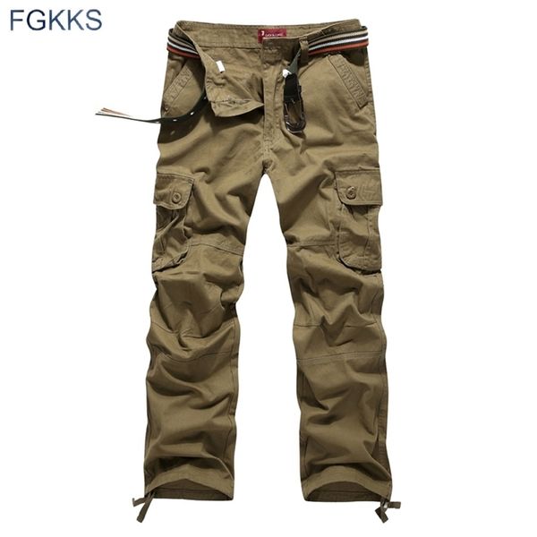 

fgkks new arrival spring style fashion clothing solid mens cargo pants cotton men trousers joggers plus size 201113, Black