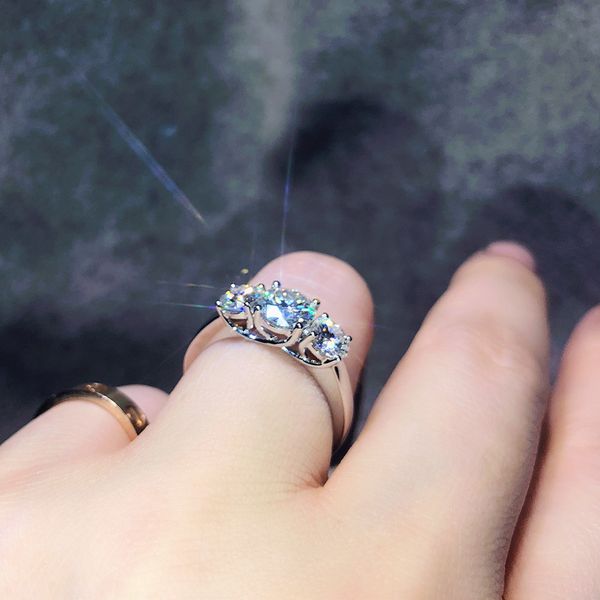 

925 silver 2ctw 6.5mm excellent round cut moissanite jewelry engagement ring anniversary gift q1218, Golden;silver