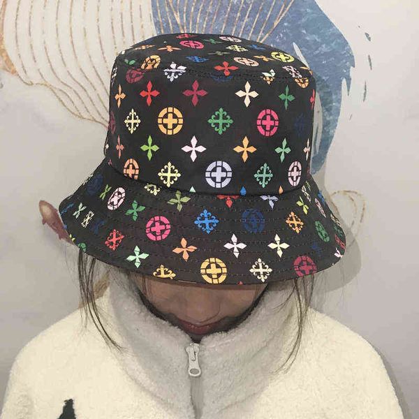 Yeni Marka Yaz Kova Şapka Patchwork Graffiti Erkekler Kadınlar Açık Hip Hop Katlanabilir Bob Balıkçı Şapka Rahat Seyahat Gorros Panama AA220304