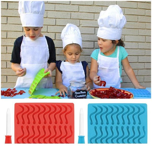 

1pcs baking accessories sile snakes worms shaped chocolate mold gummy mould kitchen gadgets cake decorati jllphh