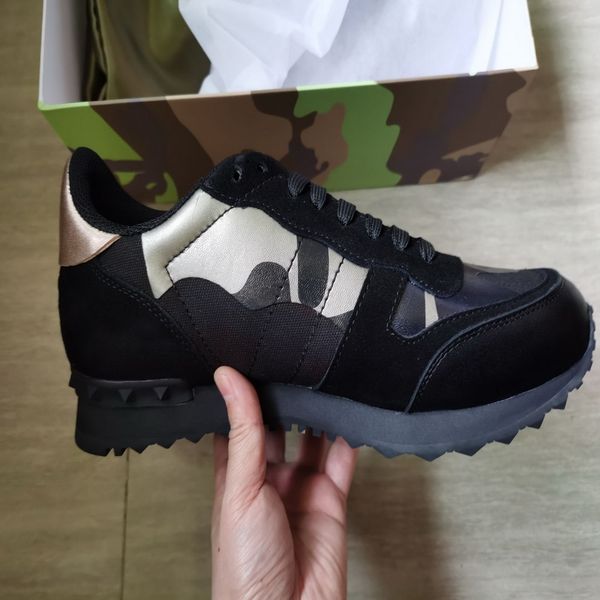 

2021 fashion stud camouflage sneakers shoes footwear men women flats designer rockrunner trainers casual shoes, Black
