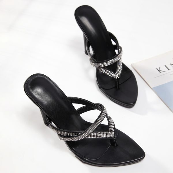 

2021 europe the united states new women's will see pomegranate studded fashion high-heeled sandals and slippers snu1, Black