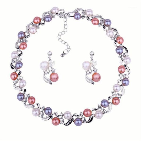 

2020 Europe and the United States selling models imitation pearl necklace suit lady temperament wild1, Golden;silver