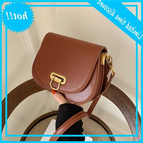 

vintage small saddle shoulder crossbody for women 2021 new handbags luxury designer messenger bags female purses travel