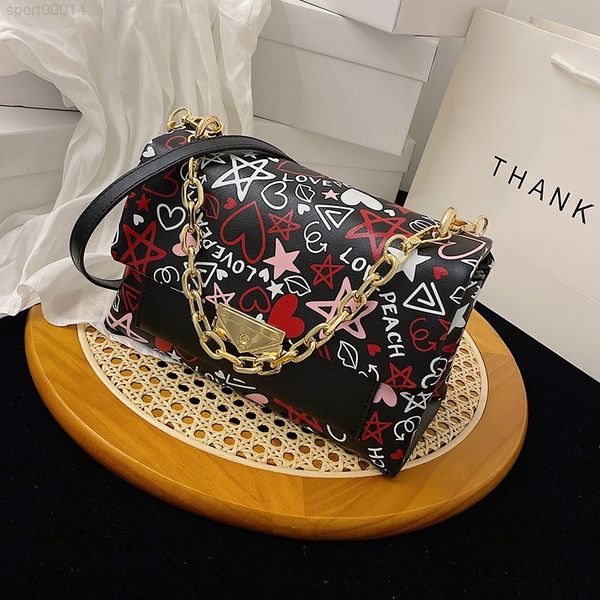 

brand original design bags for women 2020 new graffiti square fashion single shoulder winter pu messenger bag, Red;black