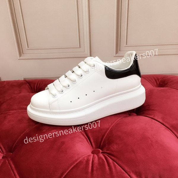 

2021the men leather lace up platform oversized sole sneakers white black casual hc191001
