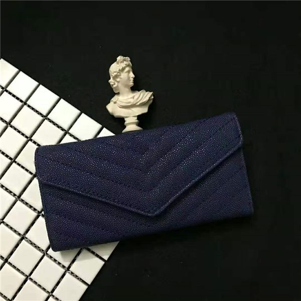 

4671a luxury designers hold wallets in y-shaped quilted leather and leather ship