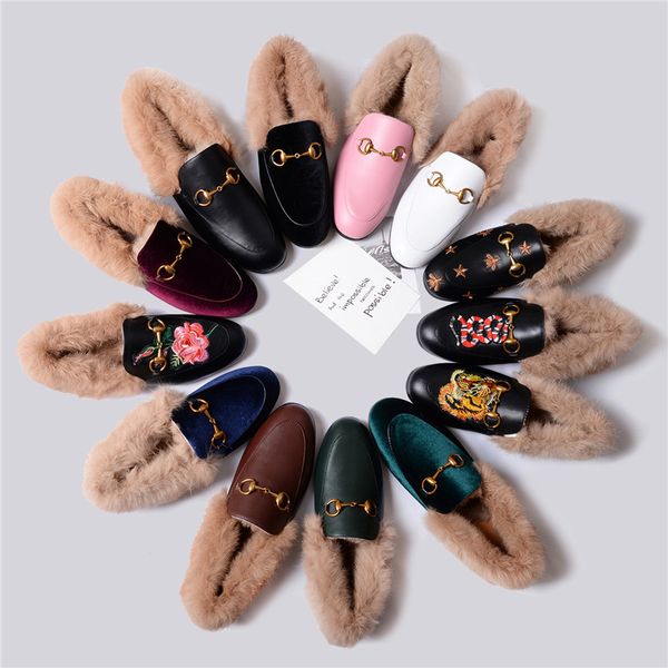 

2021 autumn winter flat shoes women genuine leather single shoes embroidery metal decoration brand casual shoes woman loafers q1215, Black;white
