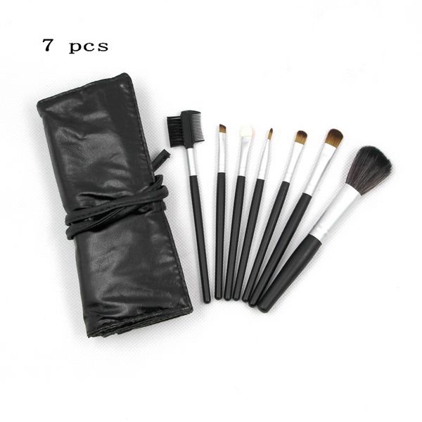 Pincéis de maquiagem 7 PC Brush Make Up Set Handela de madeira de cabra 5 Kit de cosméticos de couro diferente Kit de cosméticos Q240507