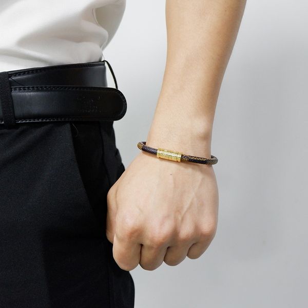 

fashion leather bangles bracelets stainless steel magnetic bracelet men jewelry vintage charms bracelet homme female jewelry 201211, Black