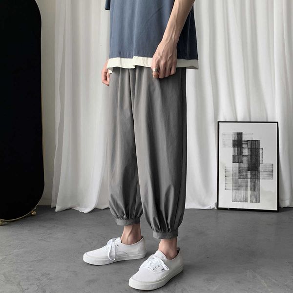 

2020 new summer men's casual pants solid loose student sports leggings trend, Black