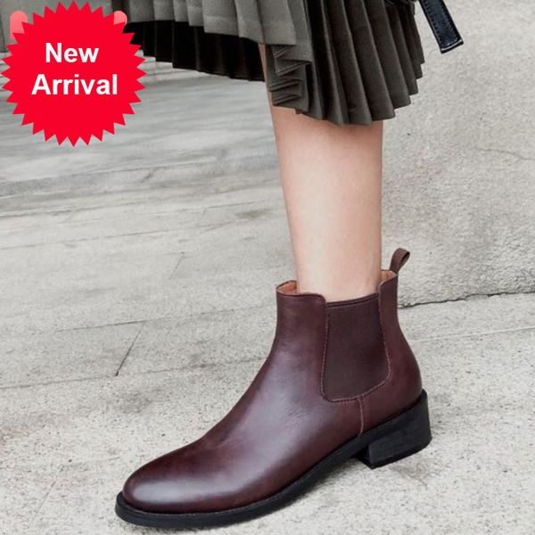 

woman in flats, short leather round toe ankle boots, women's shoes, daily size 34-40., Black