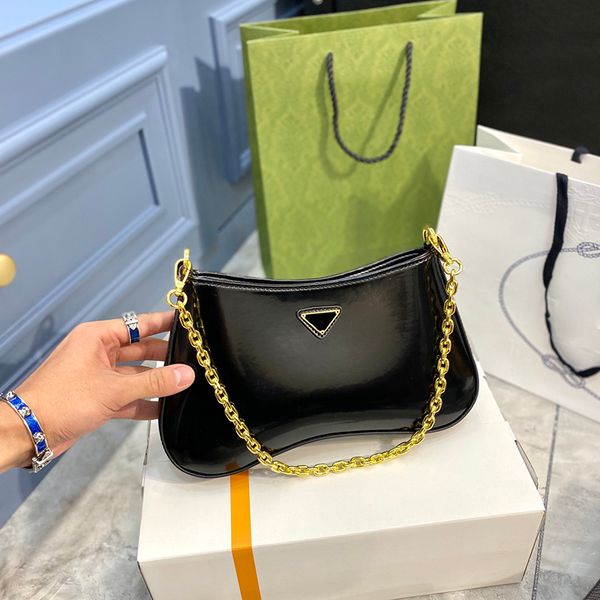 

2021 new cleo underarm shoulder bags handbags crossbody bag heart-shaped decoration tarpaulin patent leather glossy wholesale