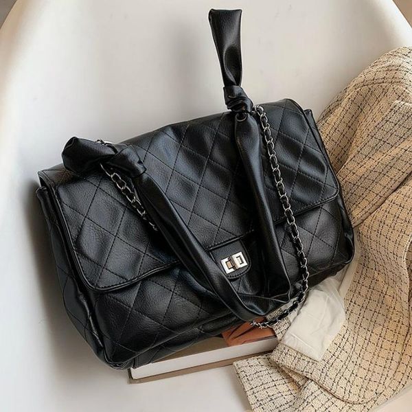 

winter black quilted retro large-capacity bag women's bag 2021 new style fashion all-match simple shoulder tote
